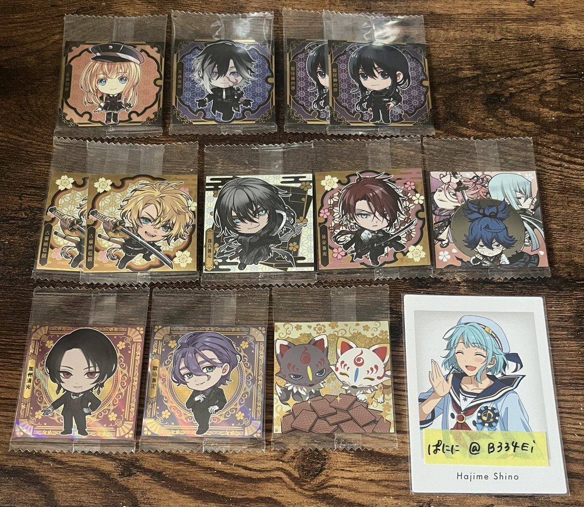 B334Ei's tweet photo. 【交換】刀剣乱舞ONLINE にふぉるめーしょん 3 ウエハース

譲.乱 実休 鯰尾2 信房2 孫六 後家 左文字 祝装加州 祝装歌仙 シクレこんのすけ
（過去弾）山姥切 大倶利伽羅 京極 シクレ粟田口 蜂須賀 篭手切 安定2 長谷部 日向 村正2

↓ https://t.co/w7opz0v4G3