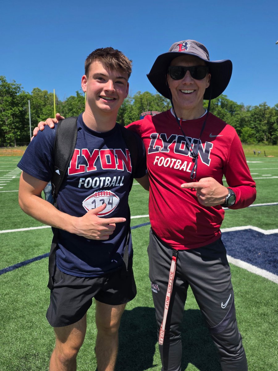will_manning11's tweet photo. Thank you Lord! Blessed to receive my 2nd offer from @_Lyon_Football after a call with @LyonHBC &amp; @Xavierlong10 https://t.co/q1H237sURz
