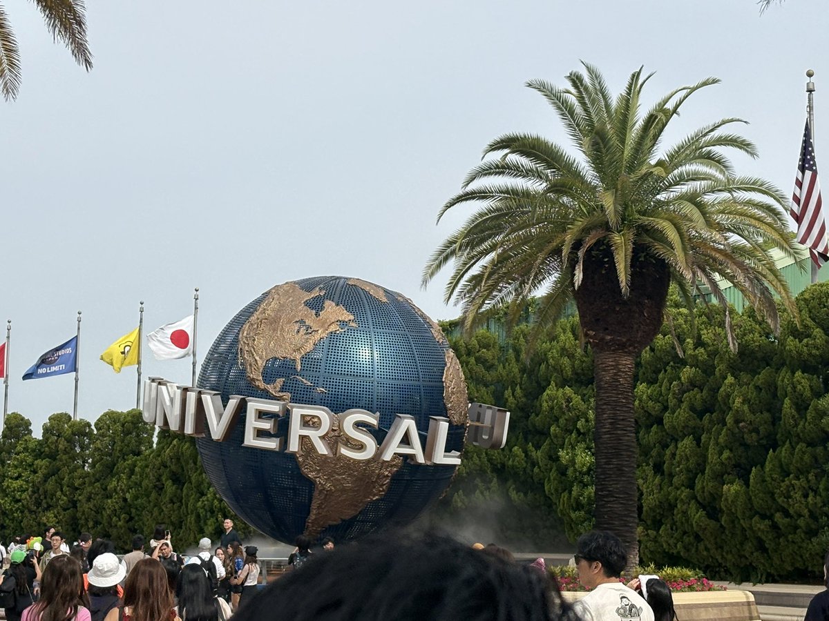 jurassicsoar's tweet photo. 開店ダッシュ https://t.co/7ZcKfhKKwl