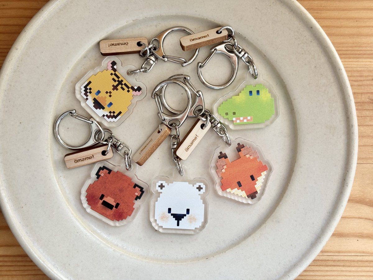 omame_co's tweet photo. Ömame！【   おまめ   】

みつけたときに
『 Ö！』
こんなお顔に
なったらいいな

ヒノキでできた
カクカクしたどうぶつの
雑貨を作っています

--------

◼︎minne
https://t.co/gPx8Ch7Md0

--------

Thanks a lot ♡ @Lupopo_cafe https://t.co/Gsb5ROto0v
