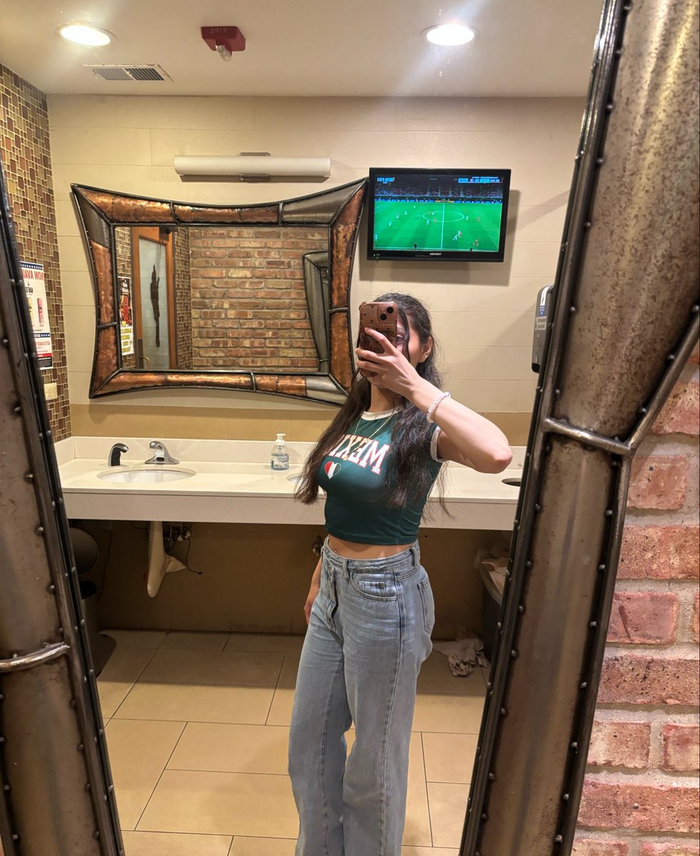 _deniseee90's tweet photo. Posting because I know yall miss me https://t.co/DyIPHI9zzu