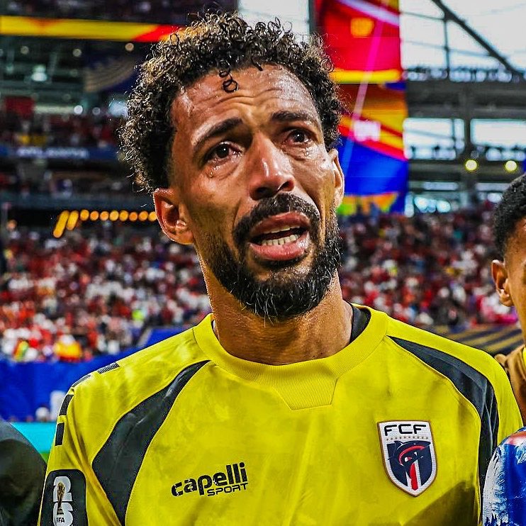 atulkasbekar's tweet photo. Cabo Verde, (pop: 530,000) drawing with one of the tournament favourites, Spain is such a great underdog story

Vozinha, their 40 yr old goalkeeper who couldn’t afford the USA visa fees for his mum to come to the game, wins MOTM

The magic of sport https://t.co/AeoMm89qnn