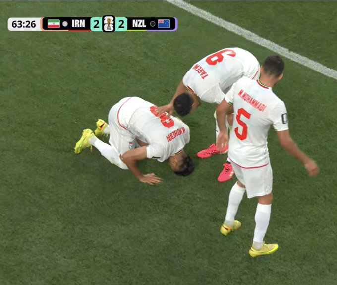 CentralDoBrega's tweet photo. cara, NÃO TEM como subestimar jogo de Copa do Mundo

hoje teve Bélgica, Espanha e Uruguai jogando

e o melhor jogo do dia está sendo IRÃ X NOVA ZELÂNDIA!!!!!!!!! 🇮🇷🇳🇿 https://t.co/TSYvnJclIO