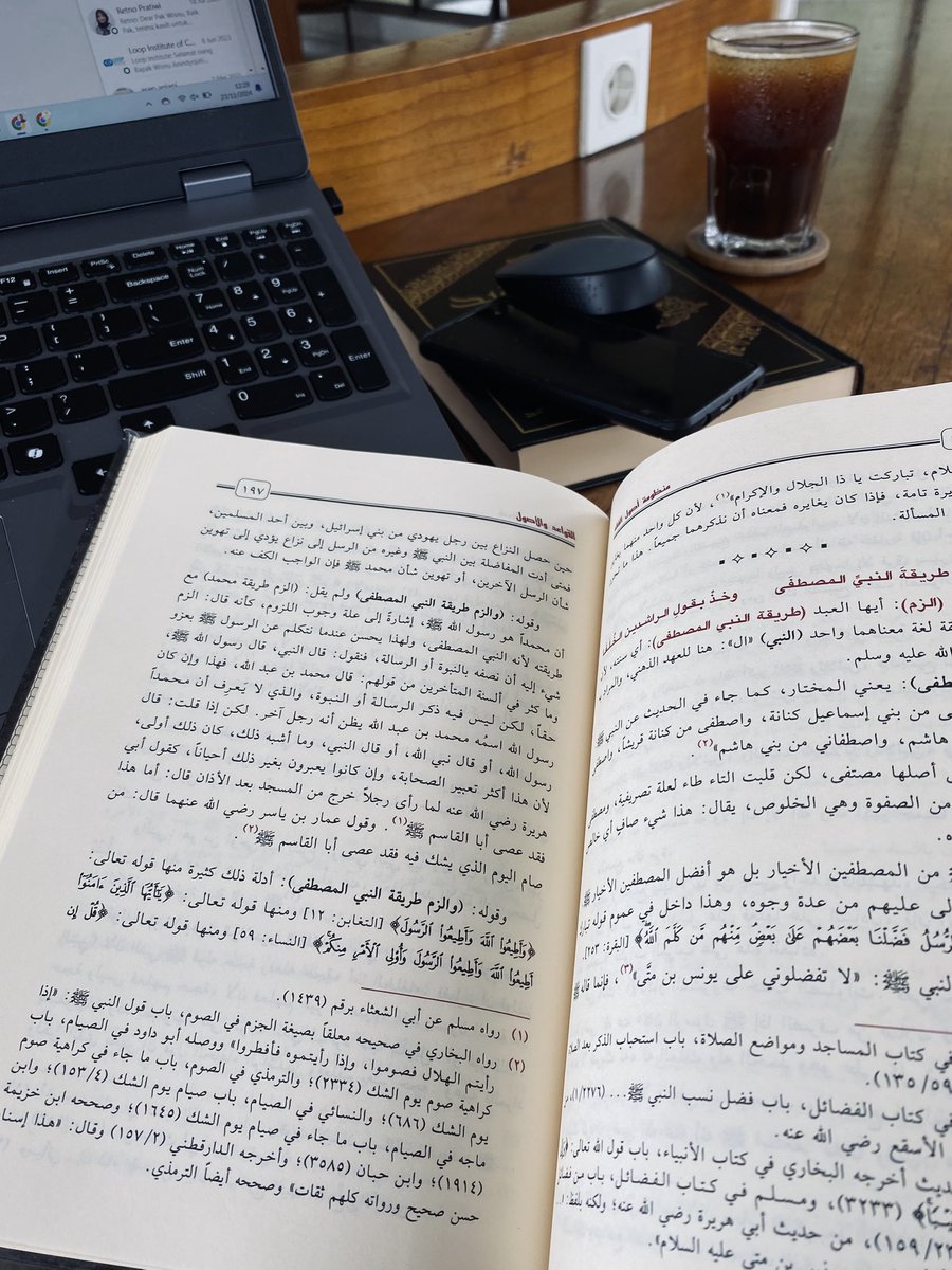 jatianindyo's tweet photo. Mumpung tahun baruan hijriah, kalo giveaway arabic books ada yang minat kah?

Let me know kalo di sini ada arabic book yang jadi WL kalian https://t.co/qQoXZOZcr8