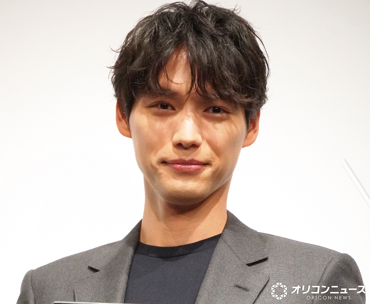 oricon's tweet photo. 福士蒼汰、役作りにAI活用
「細かい情報を勉強」PCが生活に溶け込む
https://t.co/Q3wo1hd52F

デル・テクノロジーズ
ブランドアンバサダー就任式＆トークセッション https://t.co/VJVgJehMoF