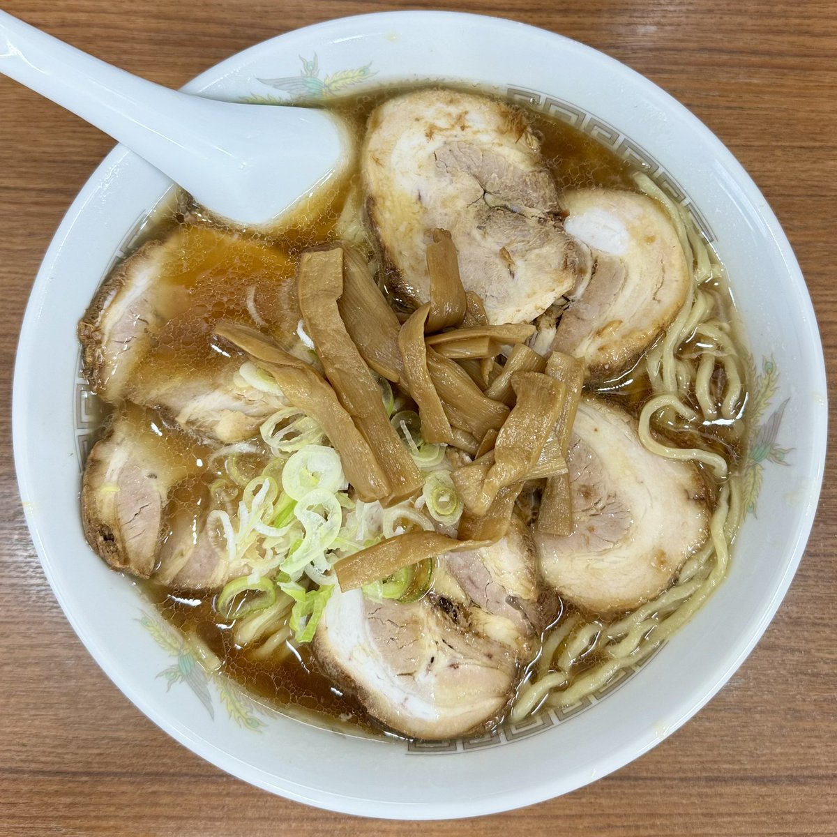 _aji_panda's tweet photo. 東輝@大森南

チャーシューメン　1,200円

チャーシューうま！ボリューミー！他のメニューも美味しそう！他のメニューも気になるのいっぱい🤤 https://t.co/hmVQlEdGHB