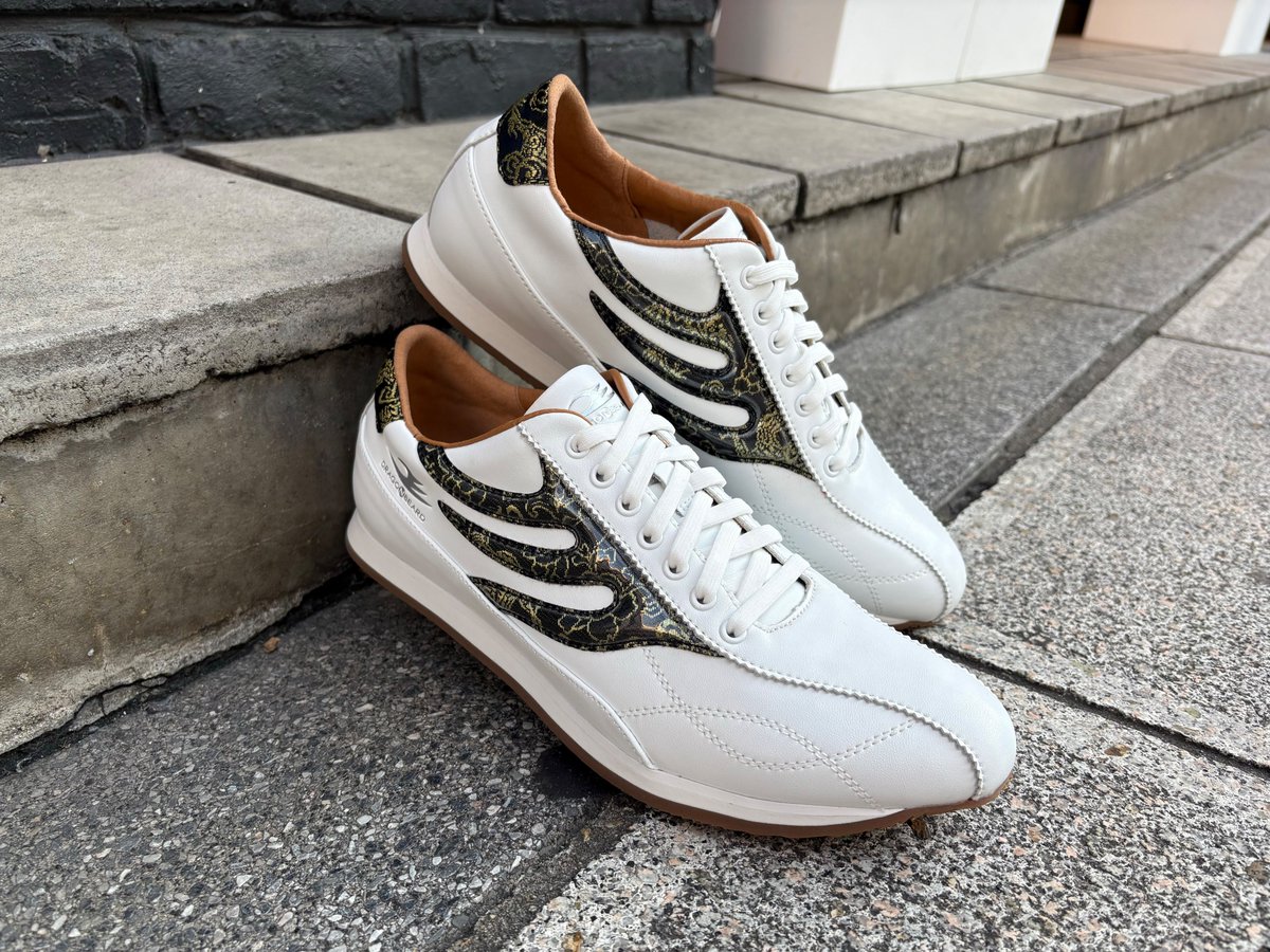 by_hiculture's tweet photo. こんにちは🌞
TOPtoTOP アメ村店です！

⚫︎DRAGON BEARD / DB CLASSIC 93go WHT/BLK-JP
和柄を落とし込んだ人気モデル🇯🇵🔥
DRAGON BEARDらしさ溢れる一足です👟✨

【オンラインショップ/代引き配送も承ります！】
https://t.co/hh3tft3jPL

#アメ村 #心斎橋 #大阪 #スニーカー #ちょんまげ https://t.co/AfpvH2j1D6