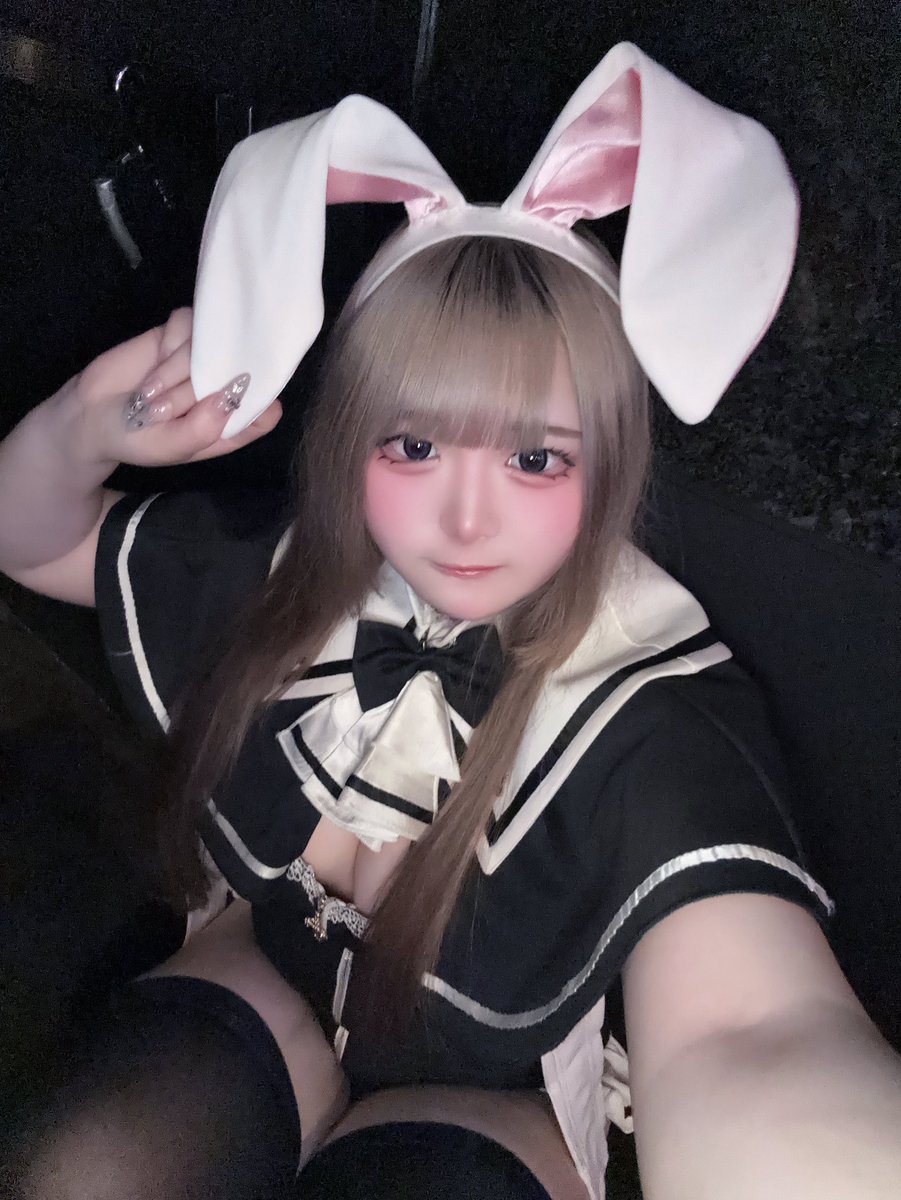 kawaii_syoukai_'s tweet photo. 今回ご紹介するのは…

🩷🧡💛━━…‥・
もち さん(@monutima_)
　　　・‥…━━💛🧡🩷

☕勤務店☕
Maison Mauve(@maisonmauvecafe)
大阪市浪速区日本橋4-17-17 オオクラビル2F
RabiEL(@RabiEL_cafebar)
大阪市中央区宗右衛門町2-25 南ビル2F https://t.co/0Np1XjtR37