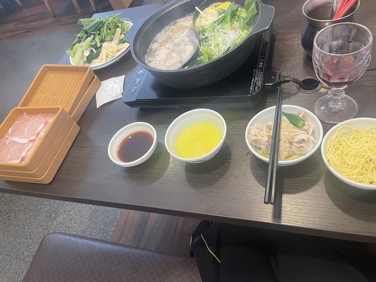 める tweet media