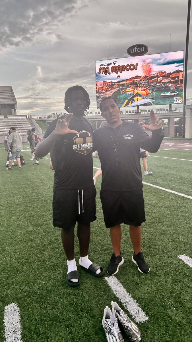DanielNsofor8's tweet photo. Had a great time competing at the Texas State Camp today. Thank you to @CoachMicahLopez for the invite and to @_CoachGregg for the opportunity to work and learn. Grateful for the coaching, feedback, and experience. Looking forward to building on it. @TXSTATEFOOTBALL https://t.co/rpWvbGKtkO