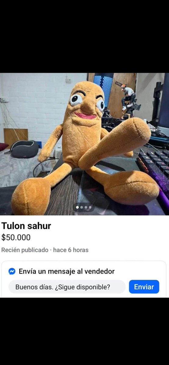 Franksotee's tweet photo. por qué venden réplicas de mi https://t.co/XyIQiR39C9