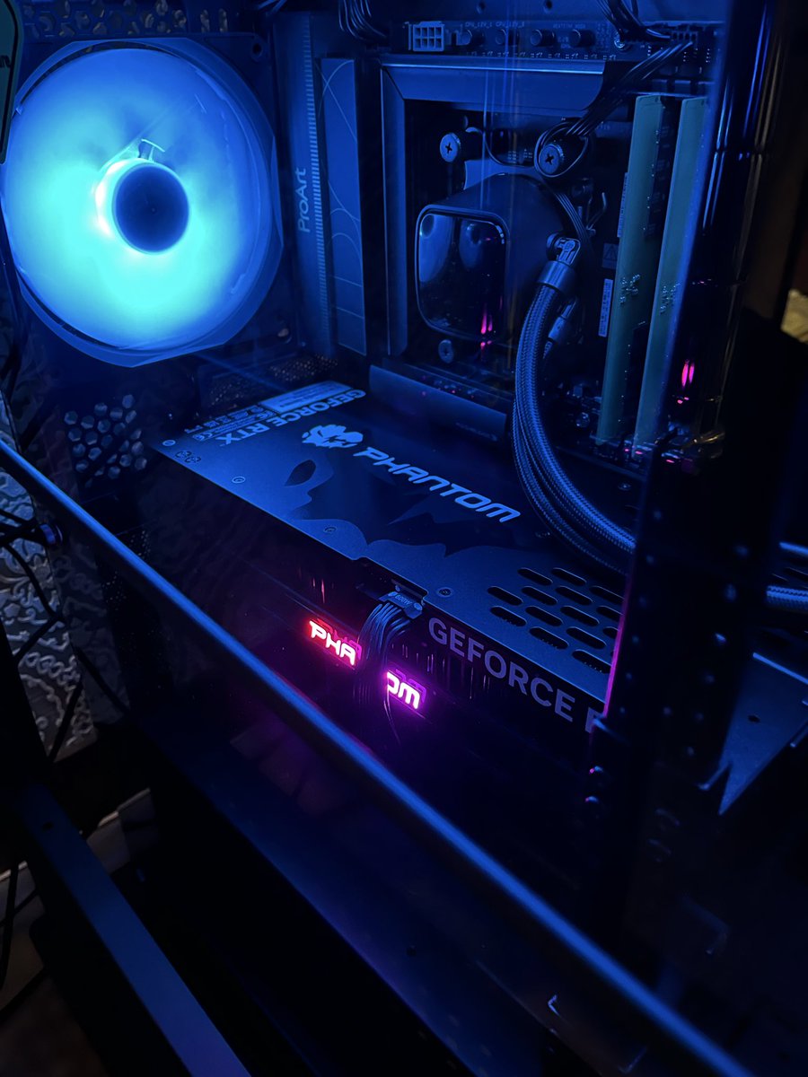 TheMuscle_Udon's tweet photo. PS5勢はX界隈で言われてる程ゲーミングPCが扱いづらくない事は知って欲しいね
当然相応のスペック積めばの話やけど https://t.co/77iw12lr9h