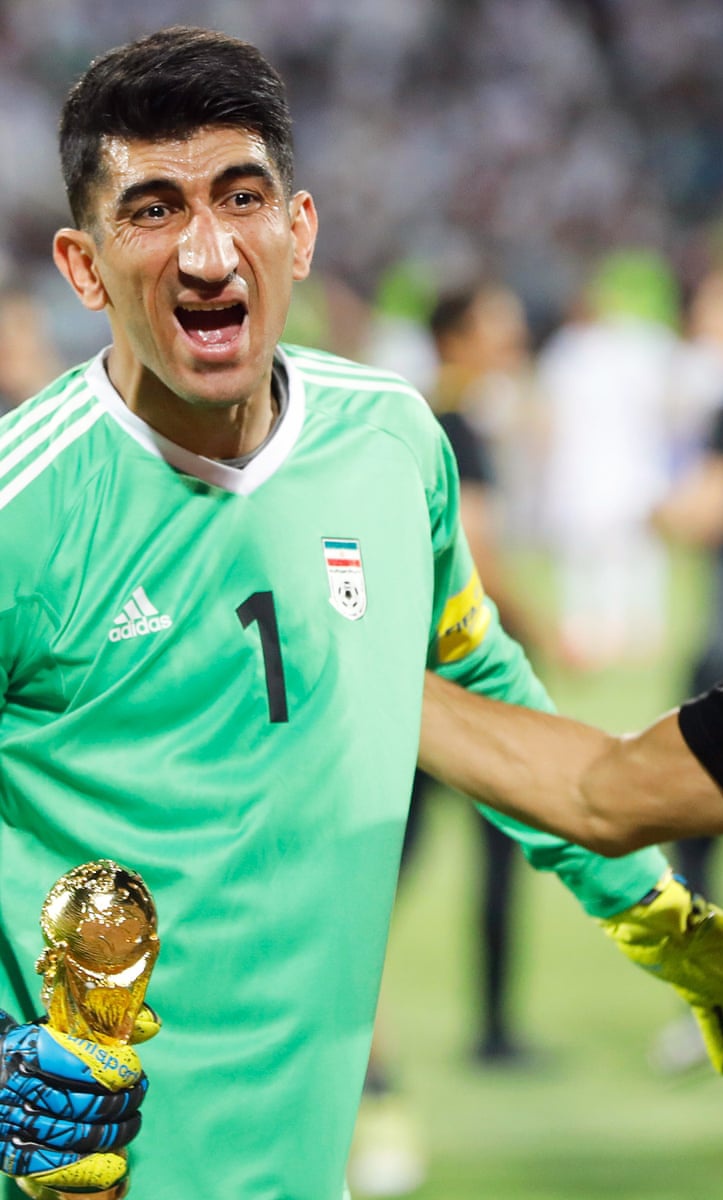 Toboganismo's tweet photo. El goalkeeper de iran es brr brr patapim https://t.co/GadGPMqfTl