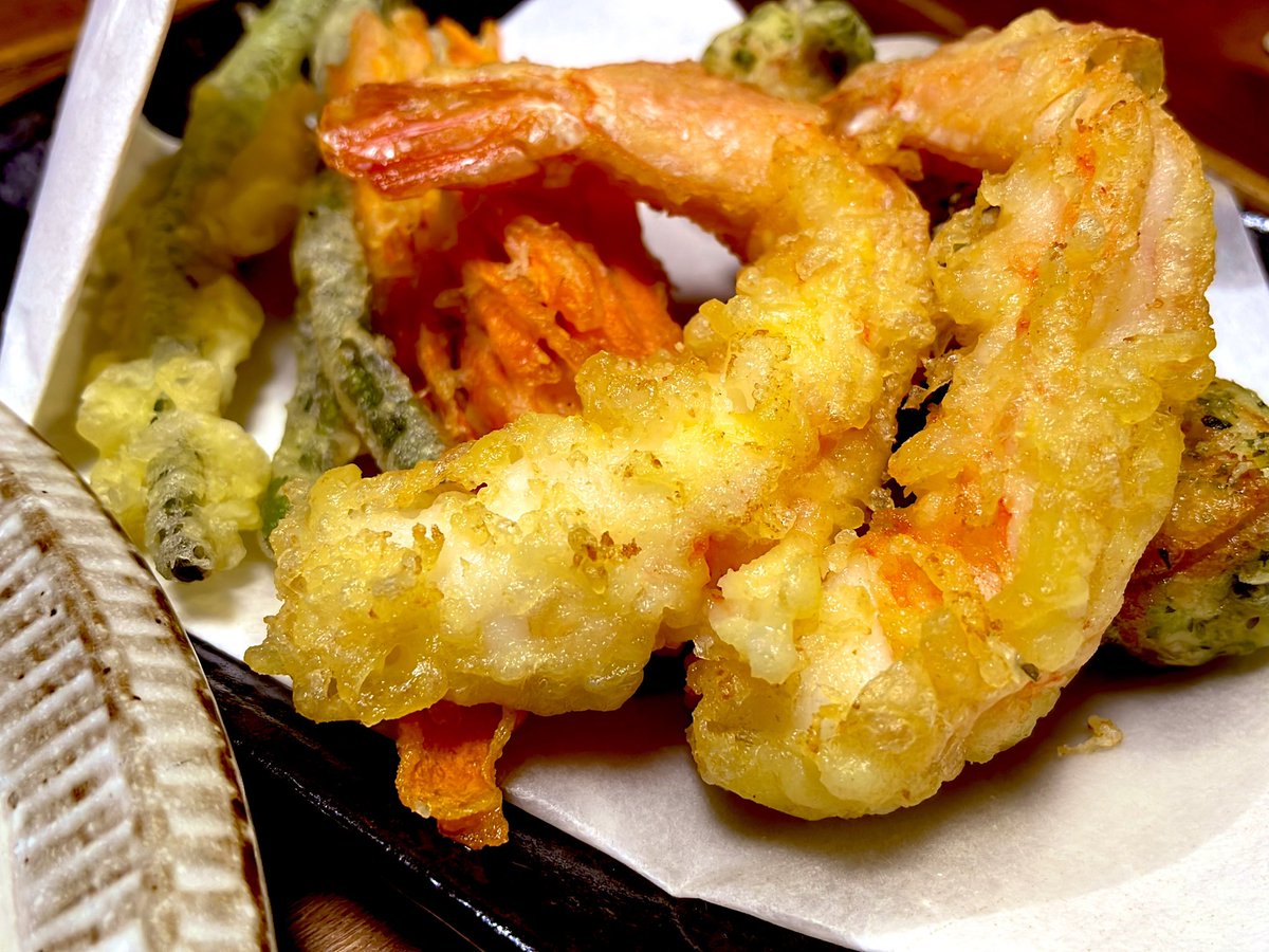 cherry_tree125's tweet photo. ●一昨日と昨日の晩ご飯●
・一昨日
☆天ざるうどん(人参・海老・いんげん・竹輪)
・昨日
☆カツカレー
☆サラダ
お惣菜店のカツ使用。
 #うちごはん  #晩ご飯記録 https://t.co/24mOK9k61V