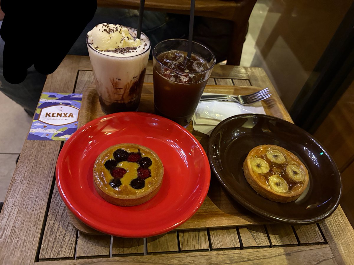 mayo_beaaaaam's tweet photo. スタバおいちかった♡
このケーキリピしたい🥰 https://t.co/EEphEjmf7J