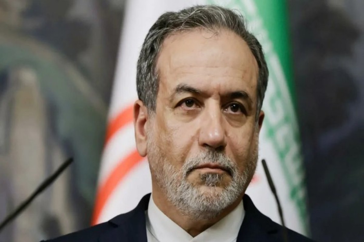 dailyaz1's tweet photo. Iranian FM Abbas Araqchi said that negotiations on a final agreement with the US will begin on June 19.

#Iran #USA #BREAKING https://t.co/WayIBKnCsI