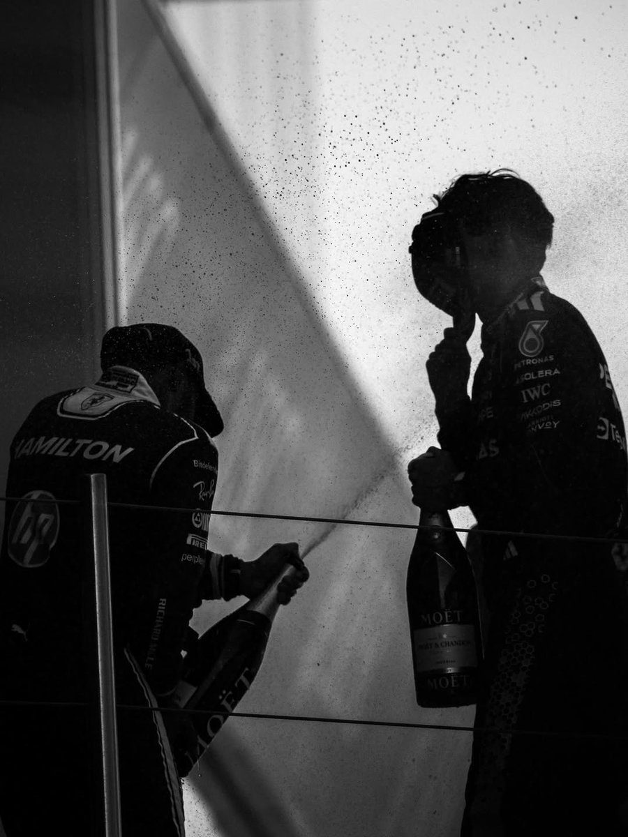 grussellcode's tweet photo. Britcedes in Black and White🖤🤍
📸: gregoiretruchet https://t.co/3PYVEcSO4V