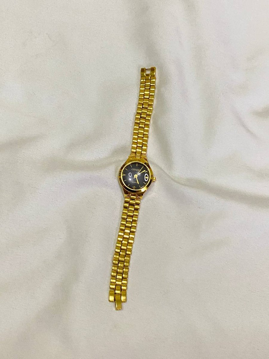 30313carts's tweet photo. item : luxury watch class a stainless steel

— ₱280

# wts lfb ph preloved declutter clothes ukay https://t.co/EHaipCYlyE