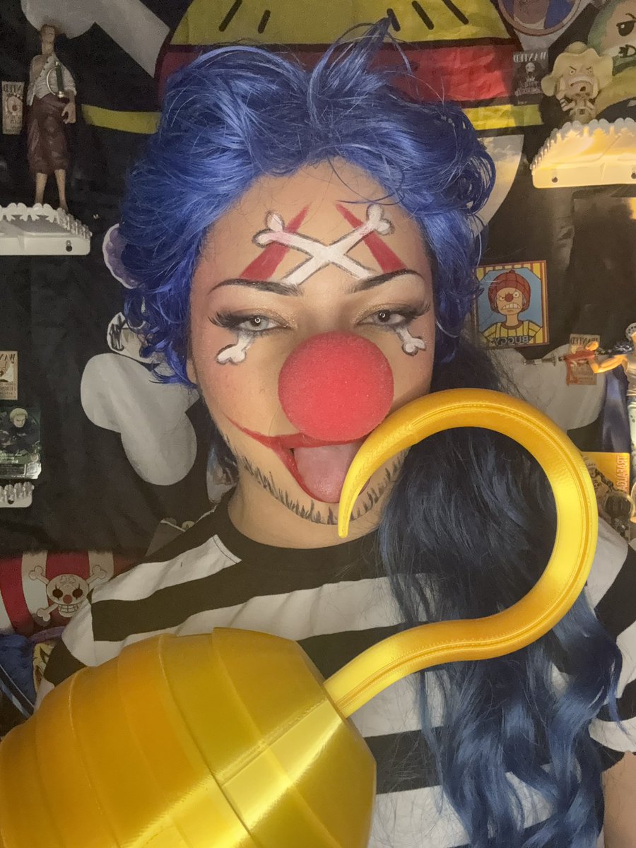 impelclowns's tweet photo. @harveynara is my debt about to be paid off? https://t.co/U8NcdSEjxq