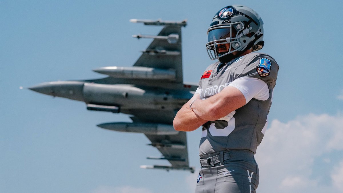 noah_afif's tweet photo. Great connecting @Coach_Thiessen @TCUFootball #DFWShowcase Thank you ππΌ @AF_Football @CoachTCalhoun @CoachRuss58 @jake8shakes @MarcBacote @CoachLamAFA @CoachLarryHart
@1Dame @roland_padilla @ocvarsityguy @SteveFryer @latsondheimer @GregBiggins @PGregorian @PrepRedzoneCA @mikehuntley63 @silasbravo_ @BrandonHuffman @adamgorney @AndrewNemec
#FlyFightWin β‘οΈ