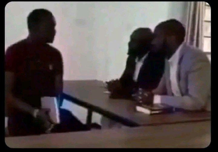 Samweigo's tweet photo. And why do you think you deserve this job?

Me: I am a big fan of money https://t.co/CLFz1ksnoI