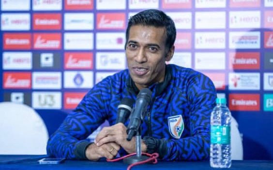 theisltrolls's tweet photo. Why is Mahesh Gawli still India U-20 coach?

Because finding a coach willing to have zero say in squad selection, training methods, playing style, or merit-based decisions isn't easy.

Thankfully, the market is heating up. More candidates are reportedly informing the AIFF that they too possess this unique qualification.

Until then, the incumbent 𝐘𝐄𝐒 𝐌𝐀𝐍 retains his place. 😌
 
#IndianFootball #TheISLTrolls