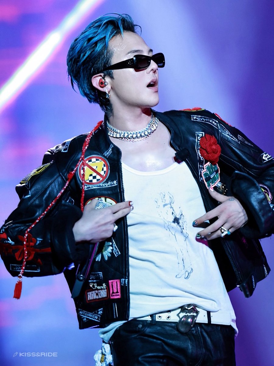 Coup_dEtat5's tweet photo. #GDRAGON JUST  DID IT AGAIN ✅ 

NIKE's FIFA World Cup 2026 
South Korea x PEACEMINUSONE Collection SOLD OUT on the official SNKRS website & various offline stores in different countries within MINUTES : 

AUSTRALIA 
SINGAPORE 
SOUTH KOREA 
JAPAN
THAILAND 
MALAYSIA 
PHILIPPINES 
INDONESIA 

* Many other countries await the official release.