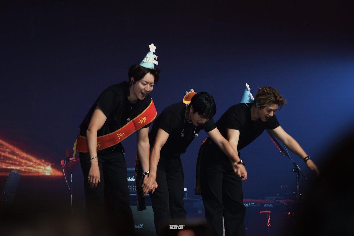 codesync_'s tweet photo. 260614 3LOGY IN 가오슝

@JYHeffect @MR_KANGGUN @MentalShin 
#정용화 #JUNGYONGHWA #YONGHWA 
#강민혁 #KANGMINHYUK #MINHYUK
#이정신 #LEEJUNGSHIN #JUNGSHIN
#CNBLUE #씨엔블루 https://t.co/cXpgmczWIp