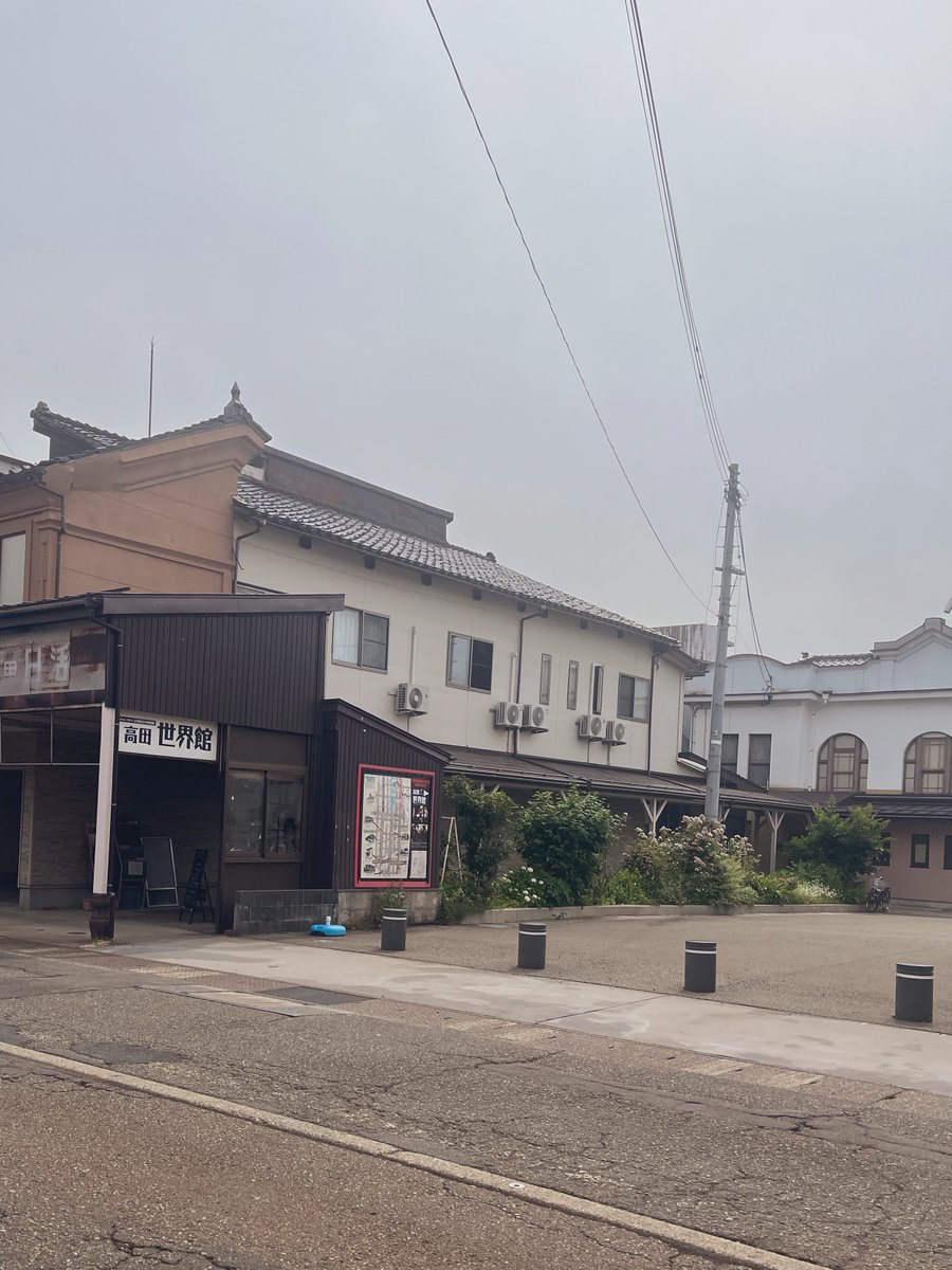 むった tweet media