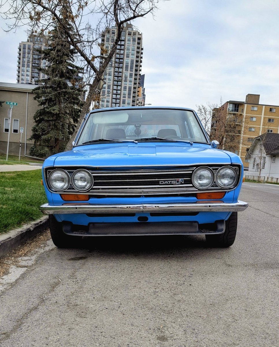 mcanasp16's tweet photo. A gorgeous 1968-73 Datsun 510 wearing a vibrant blue finish and vintage 4-spoke alloys. Lightweight, RWD, independent rear suspension, and one of the most influential Japanese sports sedans ever built.
#datsun510 https://t.co/EISxocxjEn