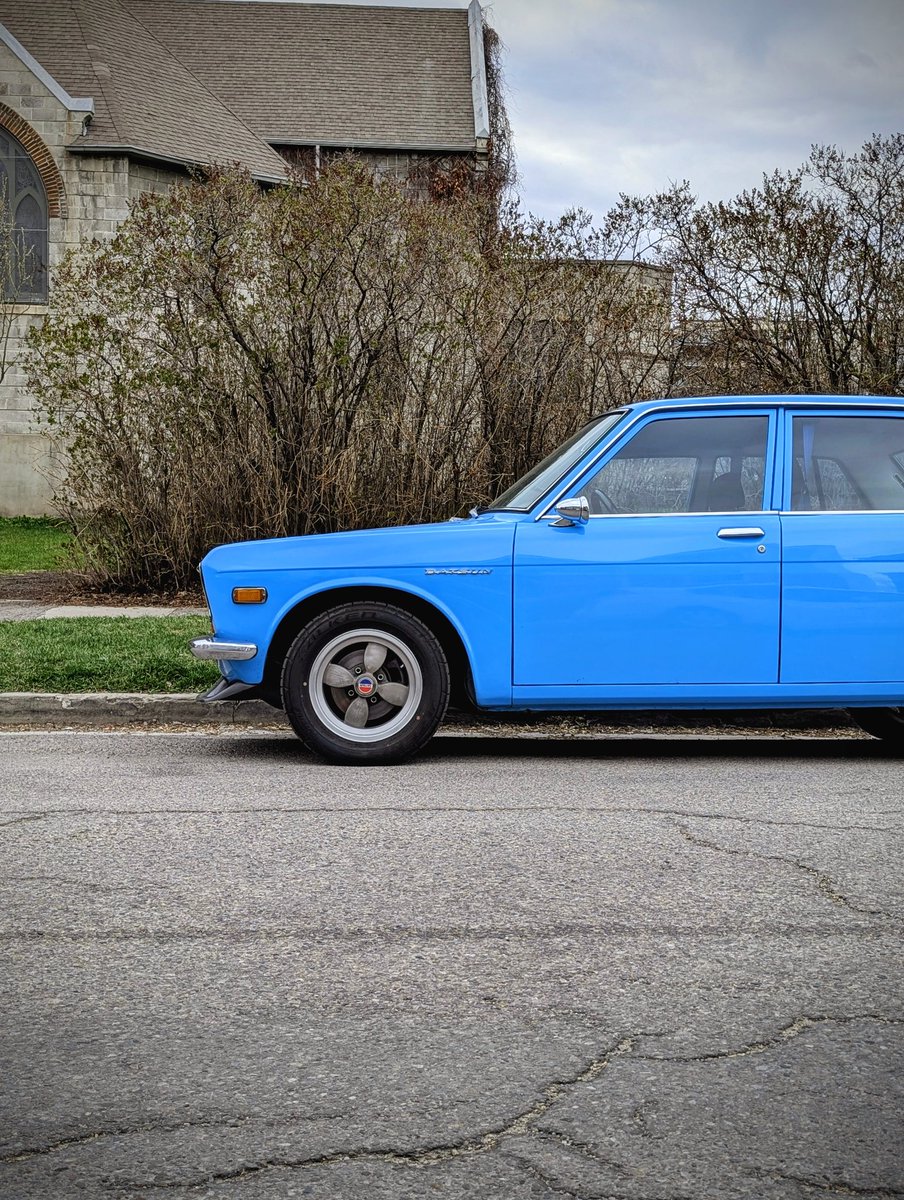 mcanasp16's tweet photo. A gorgeous 1968-73 Datsun 510 wearing a vibrant blue finish and vintage 4-spoke alloys. Lightweight, RWD, independent rear suspension, and one of the most influential Japanese sports sedans ever built.
#datsun510 https://t.co/EISxocxjEn