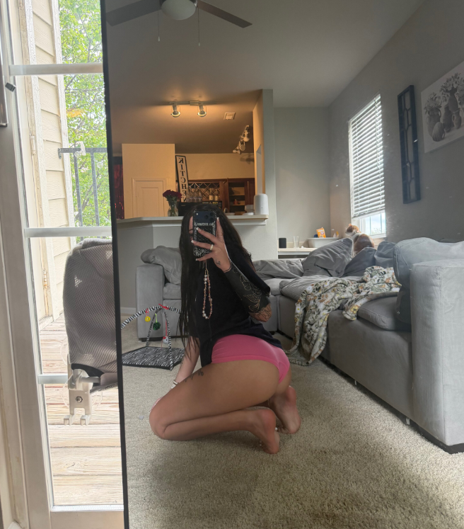 RyRyZxdd2's tweet photo. You know where the🔗is https://t.co/n1eCK0juc0