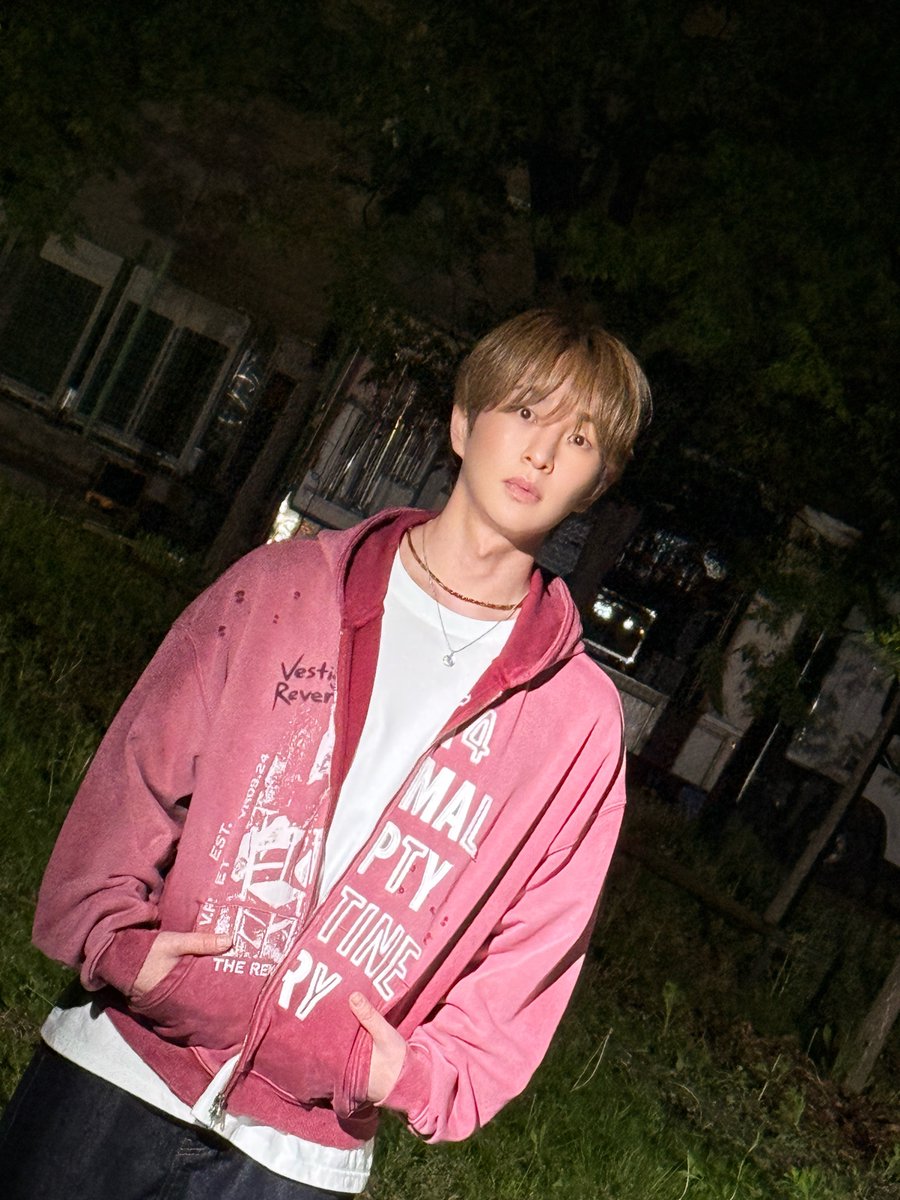 O2_ONew's tweet photo. 이상형이 어찌 되냐 물으신다면 딱 3글자로 설명 가능
이 진 기

너무 취향이실게요 정말 진심 진짜.
#온유 #이진기 #ONEW #オンユ https://t.co/t5VR4g0Mkv