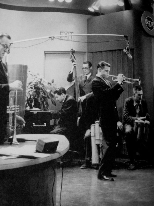 Chema793's tweet photo. 🎺👌 #ElPulsoDelJazz https://t.co/40jRETuJw4