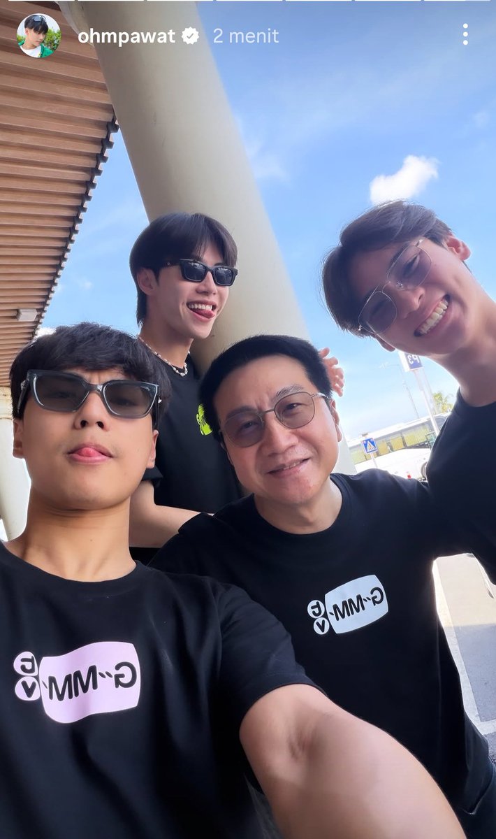 ArunikaLembayu1's tweet photo. First foto yg dia upload sendiri bukan ngerepost wkwkwk lagi seneng banget berarti dia 😆

#ohmpawat
#GMMTVOuting2026 https://t.co/nX2SERiyWM