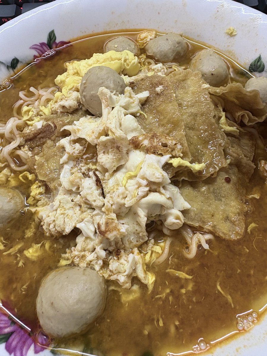 Akitsuki_Inori's tweet photo. Maggi kari dayyyyy https://t.co/P7ZBTg9e57