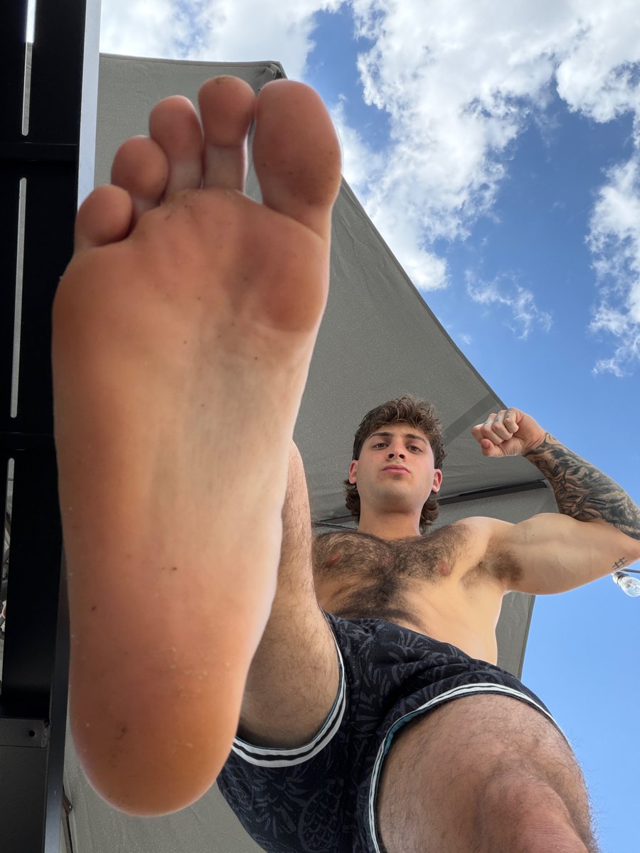 Joey tweet media