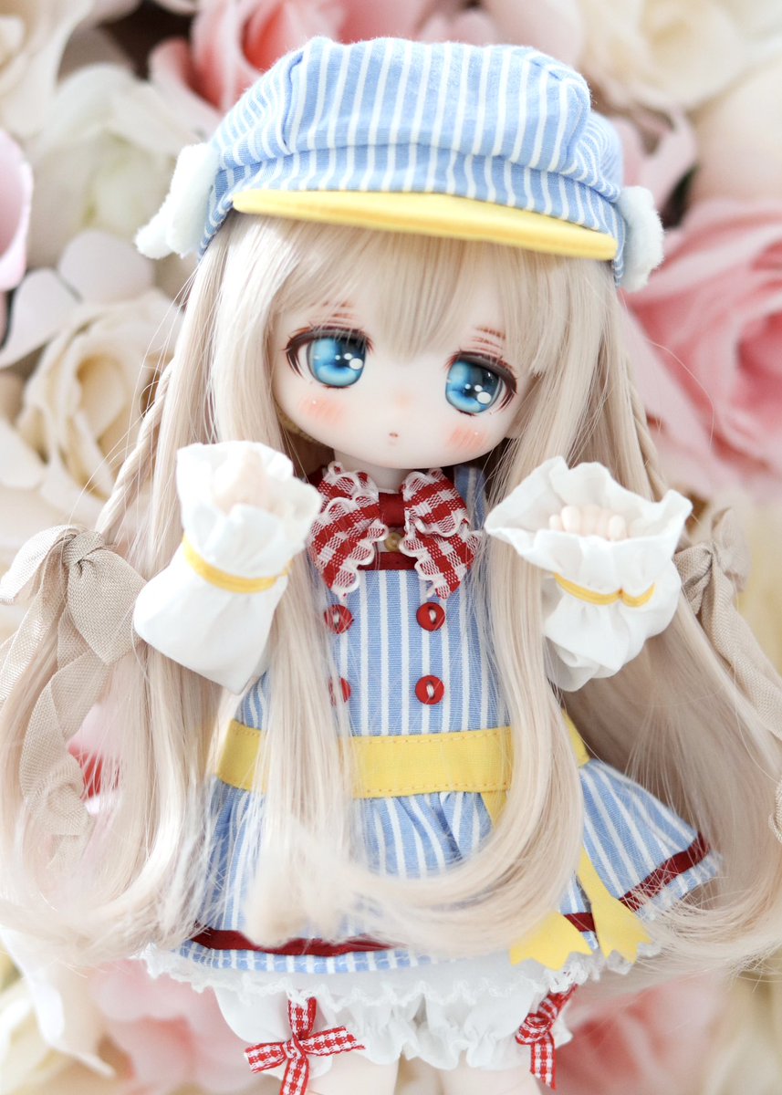 手持ちのウィッグあれこれ試してるのですが、はちゃめちゃかわいい