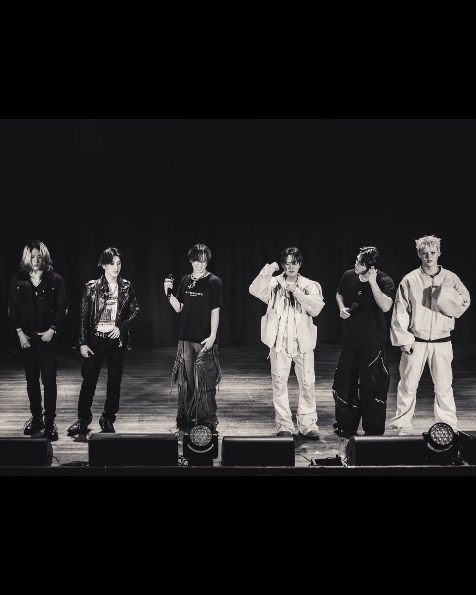 sangwoo_diary's tweet photo. [260312] - London

SANGWOO - JUSTB Aqua Halo Tour 2026

#SANGWOO #상우 #JUSTB #저스트비 https://t.co/G4wTSUS62n