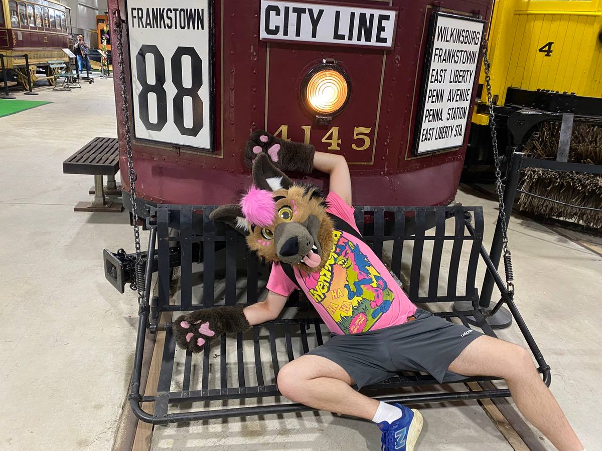 yeenexpress's tweet photo. Dumbass wasn’t watching where he was going and got hit by a trolley 😱

(This was an actual thing trolleys/streetcars had back in the day! Regardless, please be careful around any railroad tracks!)

#TrainTuesday #Trains #Fursuit 
📸 Cypher
📍 Pennsylvania Trolley Museum! https://t.co/l2OE5nPBk1