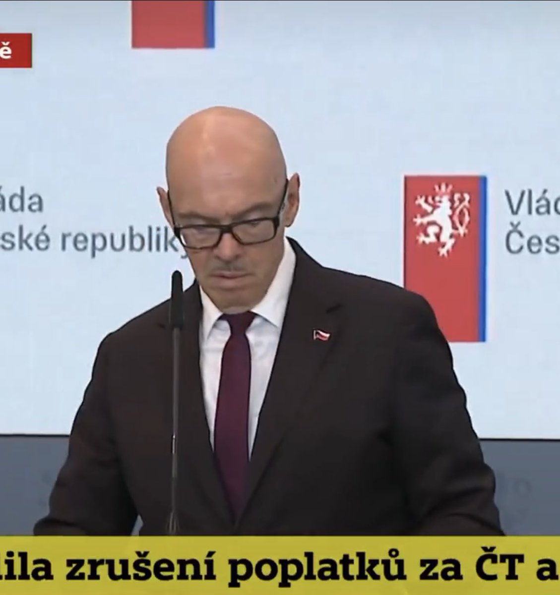ZPouzar's tweet photo. “STB, líp nám bude bez tebe!”
Nějak jsem si vzpomněl na jeden listopadový slogan z r. 1989. https://t.co/ukywM3OyIh