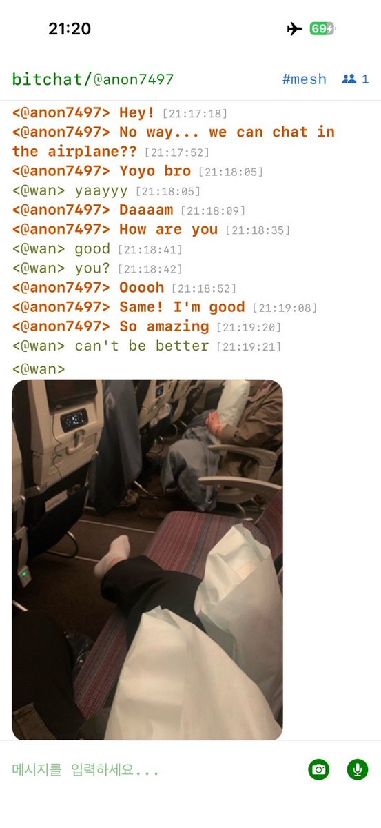K_Bitcoiner's tweet photo. After @BTCPrague conference, I was on an 11 hour flight back to Korea. The airline offered internet and communication services for a fee.

But thanks to @BitchatMe_ , a service that makes all of that free, I was able to chat with other 3people including @ZappiWallet dev, send photos, and even share voice recordings!!

If Bitcoin gave us financial freedom, then on that plane I got to feel the freedom of communication.

Thank you to @callebtc @jack for bring a freedom like this to life.