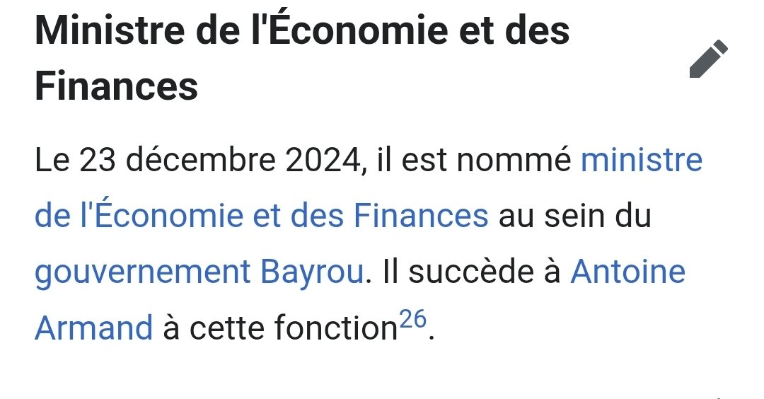 Pouite's tweet photo. @LeDindonFiscal Il doit juste toute ces fonctions 2017 a 2024 a macron. https://t.co/IYFrYA9XlB