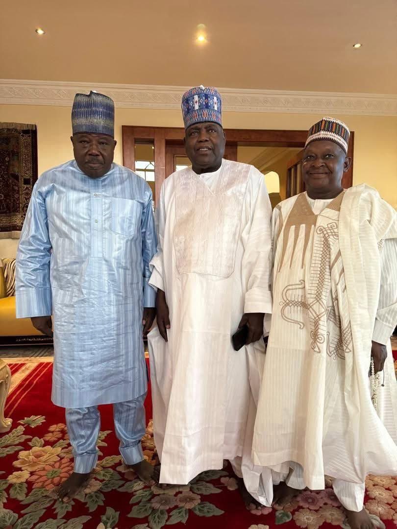 shariffshattima's tweet photo. indai hula ce 🤭

SAS x JUSTICE https://t.co/7D2GF6zCHG