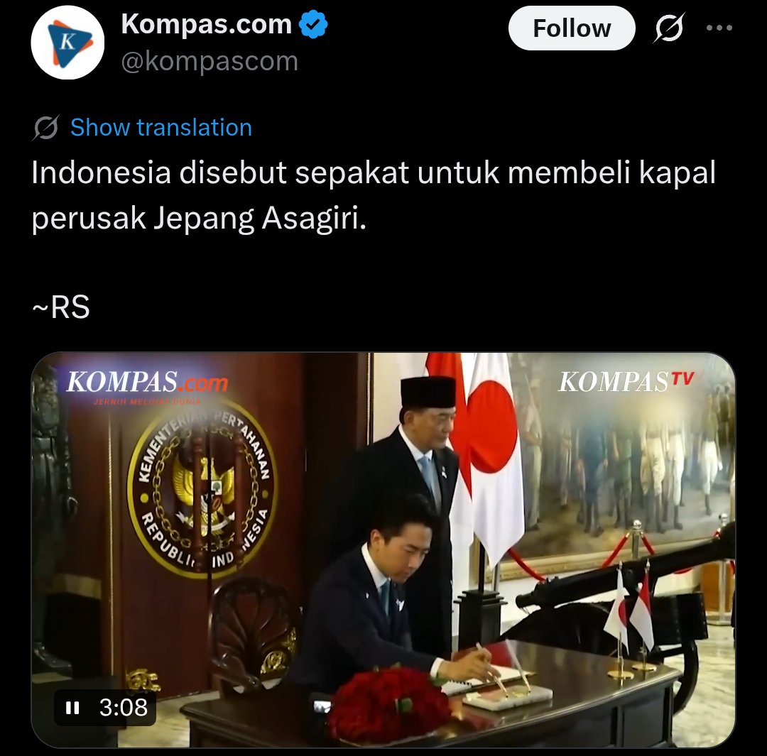 MightyWar3's tweet photo. NOH!! DARI MEDIA SANA LANGSUNG NIH! WingNews sendiri gak menyebutkan sama sekali "Indonesia sepakat untuk membeli kapal perusak Jepang Asagiri", seperti yang tertulis di postingan media Kompas. 

Di artikel ini salah satu poin utamanya adalah : また、新たな防衛装備移転制度の下で、「あさぎり」型護衛艦などの移転具体化に向けた議論を開始したことを確認。

"Kedua belah pihak (Indonesia-Jepang) menegaskan bahwa, dalam kerangka kerja transfer peralatan pertahanan yang baru, diskusi/pembahasan untuk merealisasikan transfer kapal destroyer kelas Asagiri dan perlengkapan lainnya telah resmi dimulai."

Jadi masih tahap "Diskusi", belum ada yang namanya kesepakatan final diantara kedua pihak yang terlibat. Didalam artikel WingNews ini juga ada poin-poin lainnya, kaya :

• Indonesia-Jepang sepakat memperdalam perjanjian kerja sama di bidang pertahanan, berdasarkan Defence Cooperation Arrangement (DCA) yang ditandatangani pada bulan Mei.

• Dibidang maritim, Indonesia-Jepang mulai menjajaki kemungkinan kerja sama baru, termasuk berbagi informasi intelijen militer sensitif, seperti situasi maritim, penggunaan pelabuhan bersama, kerja sama dukungan logistik dan maintenance-repair.