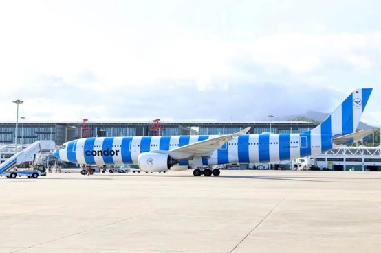 MaxMediaChina's tweet photo. According to CARNOC, Condor is expected to become the first foreign airline to establish an operating base in Hainan. The move would  make Condor the first European airline to establish an operating base in China.
https://t.co/RYFn5GxxvO
#Maxmedia #Condor #OperatingBase https://t.co/tDARhoJbff