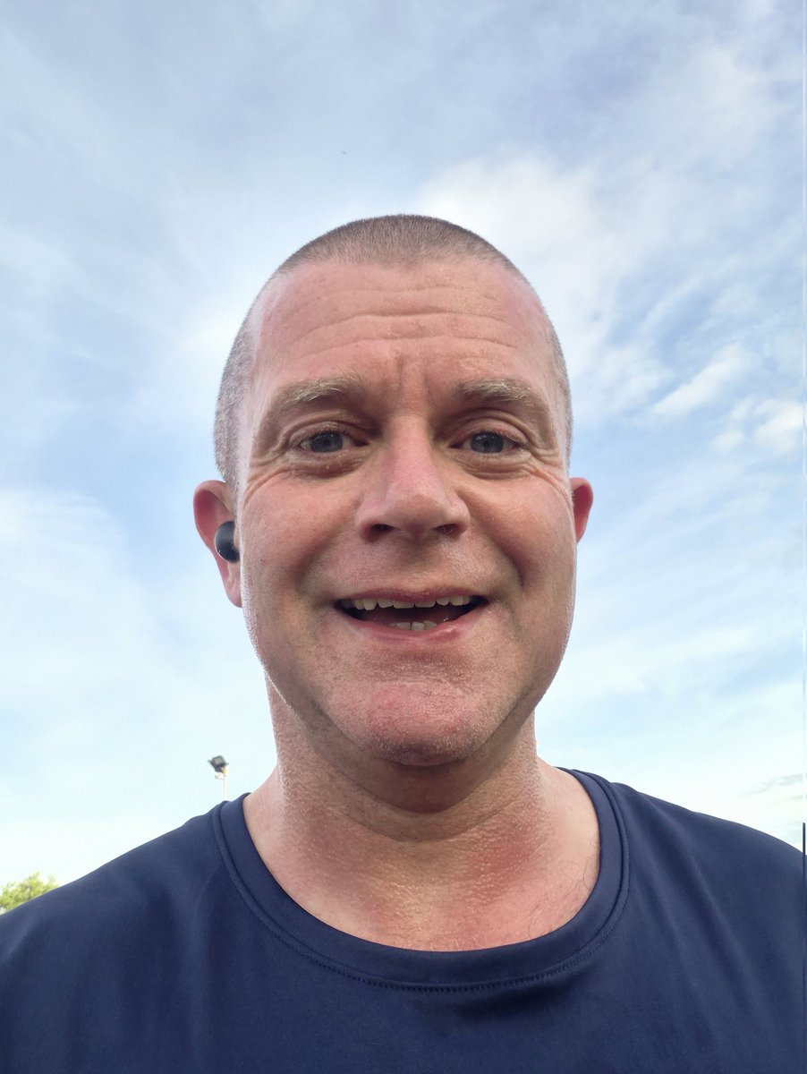 aldub1976's tweet photo. Good Morning Twitter friends from a dry and sunny Dublin town 

Day 2043 and 5KMS done on this lovely Tuesday morning #runwithal #runhappy #runstreak 

Have a great day and stay safe https://t.co/QluE9lcb13