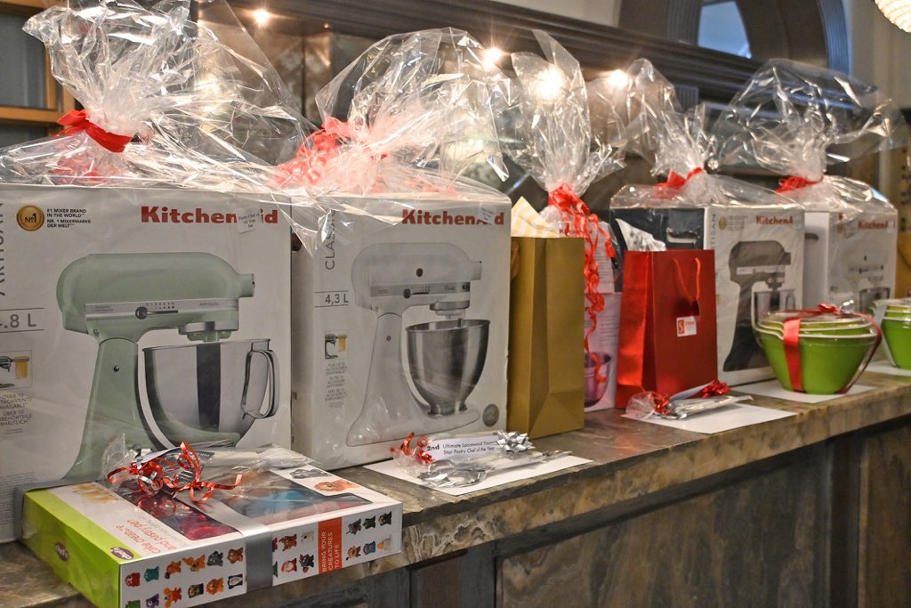 showcookcom tweet picture