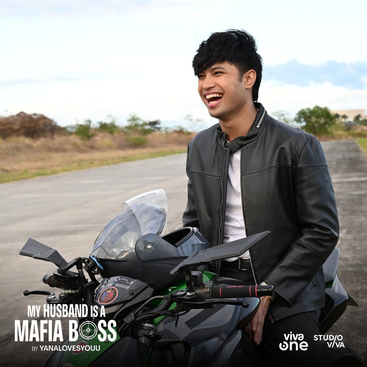 StudioVivaPH's tweet photo. Kaizer Lamperouge, ang angas naman!!

Don't miss the episode 10 of MY HUSBAND IS A MAFIA BOSS streaming only on Viva One https://t.co/EugQtur6wF

#MyHusbandIsAMafiaBoss
#MHIAMBThePastAndTheFurious
#JosephMarco
#RhenEscaño
#StudioViva https://t.co/KGNCWf4vvl