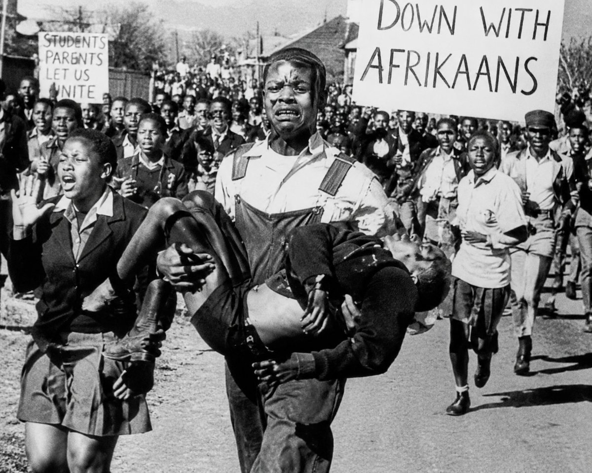 Nwayitel0's tweet photo. June 16, 1976.. a day when brave young people stood up against injustice and changed the course of South African history.

Today, we honor their courage, resilience, and sacrifice. May we continue to build a nation worthy of the future they fought for.

#YouthDay #June16 #SowetoUprising #NeverForget 🇿🇦
